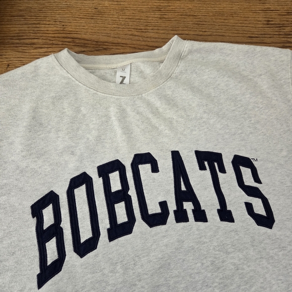 Montana State Bobcats Women's Sweatshirt - Picture 2 of 3